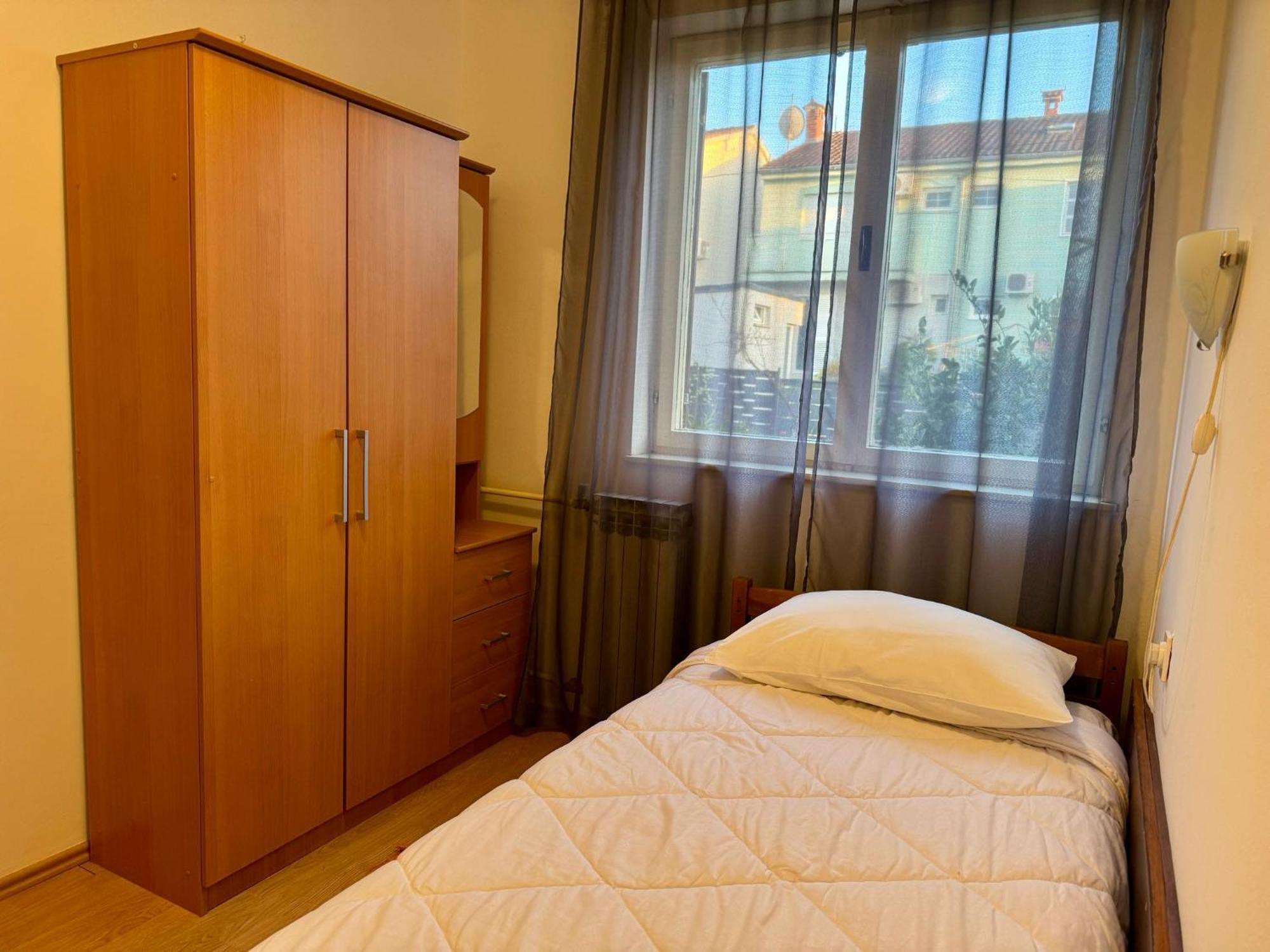 Apartments Nives Πόρετς Εξωτερικό φωτογραφία