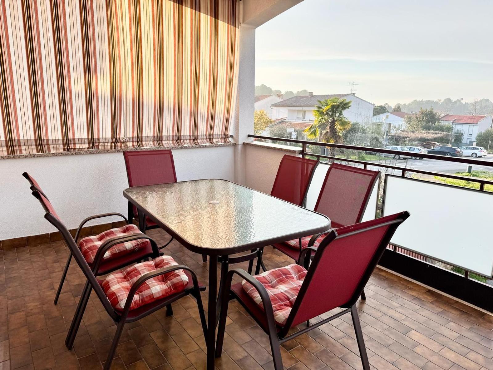 Apartments Nives Πόρετς Εξωτερικό φωτογραφία