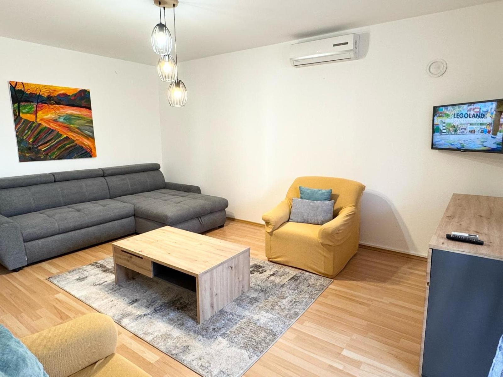 Apartments Nives Πόρετς Εξωτερικό φωτογραφία