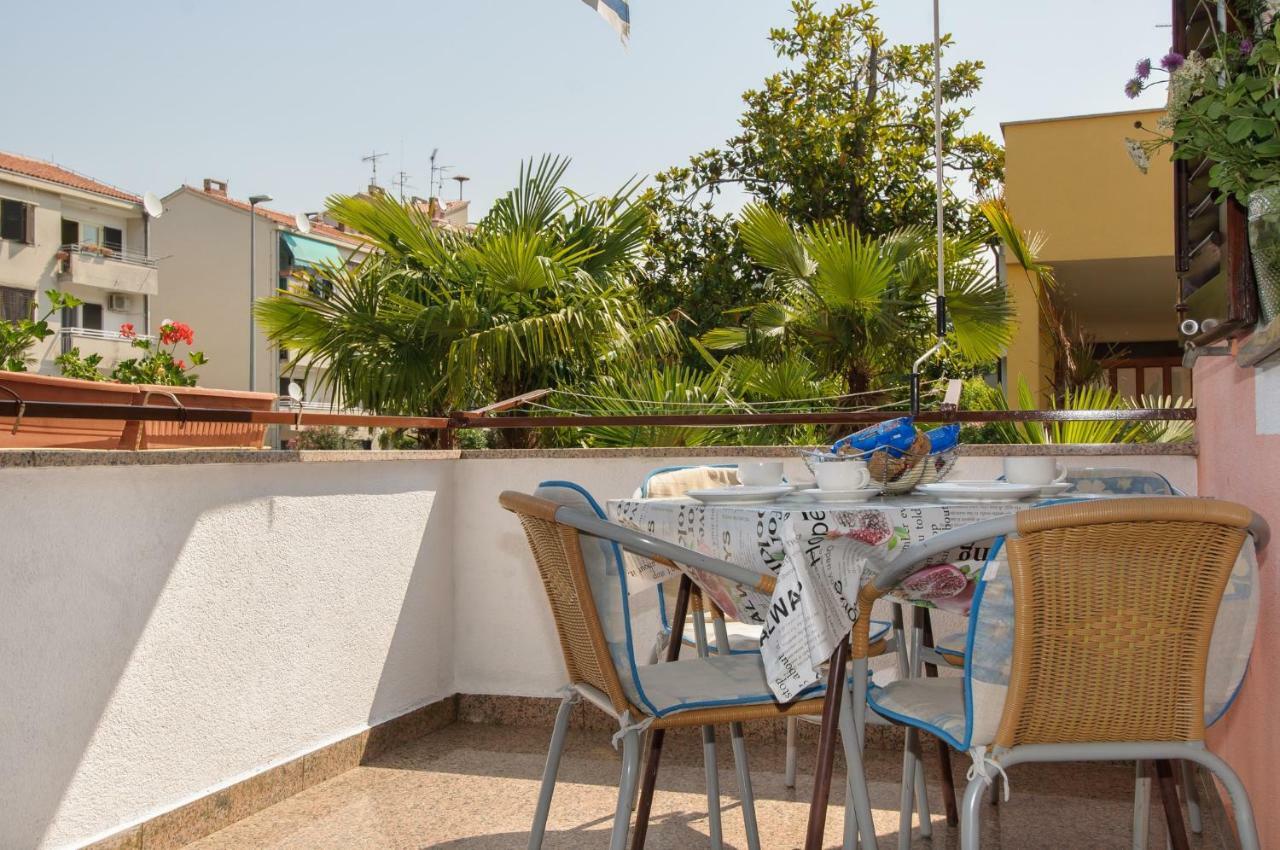 Apartments Nives Πόρετς Εξωτερικό φωτογραφία