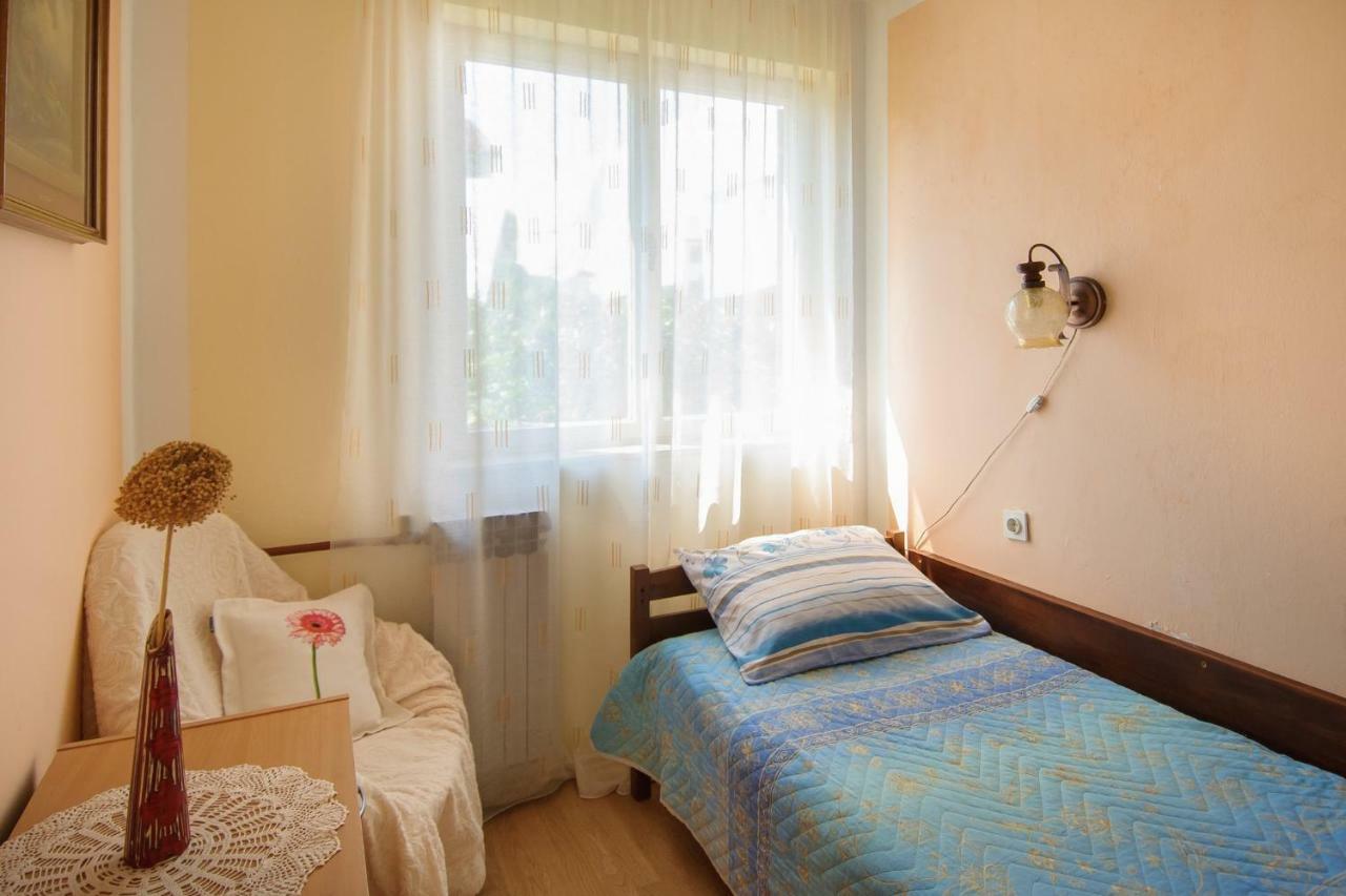 Apartments Nives Πόρετς Εξωτερικό φωτογραφία