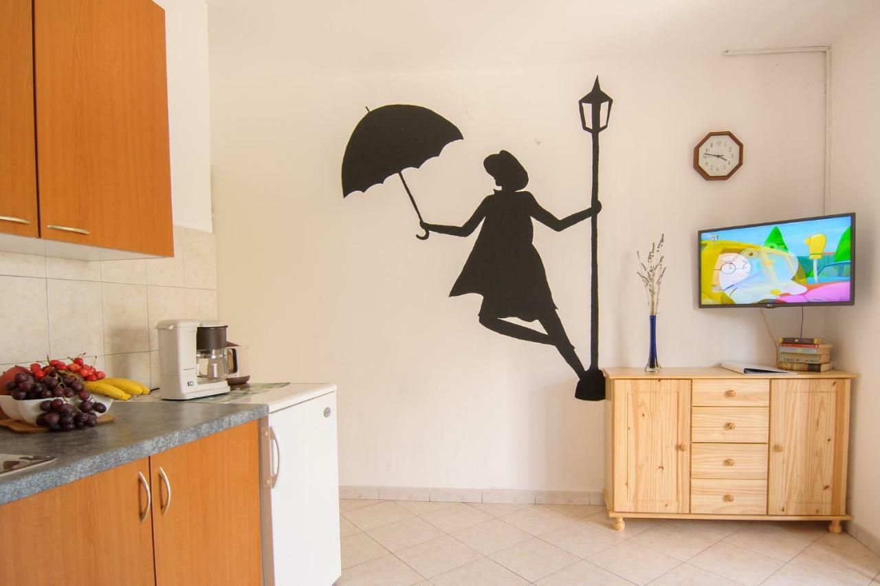 Apartments Nives Πόρετς Εξωτερικό φωτογραφία